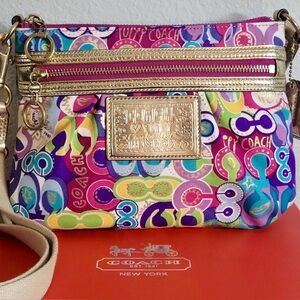 Coach Poppy Pop C Graffiti Signature Glam Bag Collectible Like New